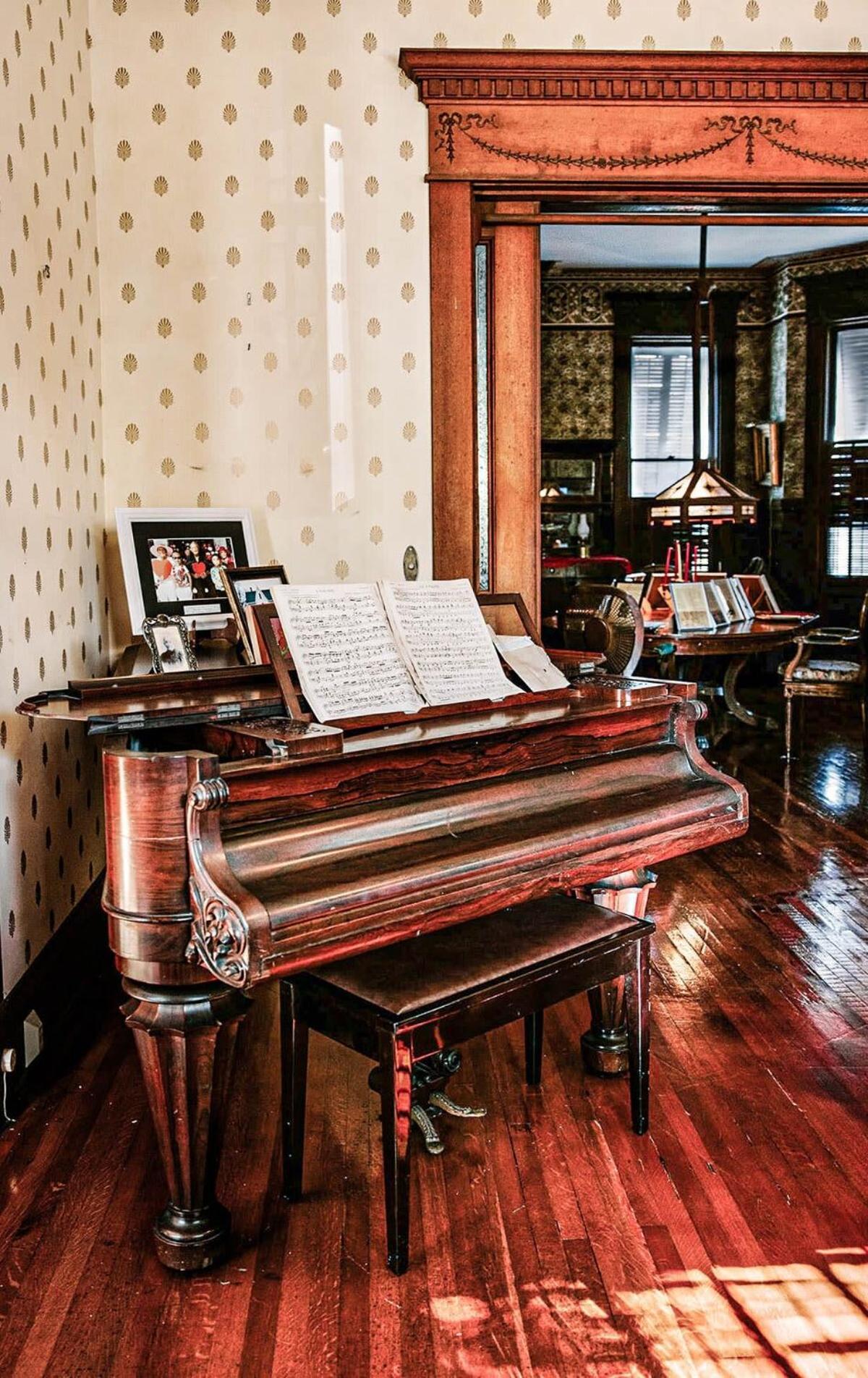 Classic King With Balcony At Curry Mansion Key West Exteriér fotografie